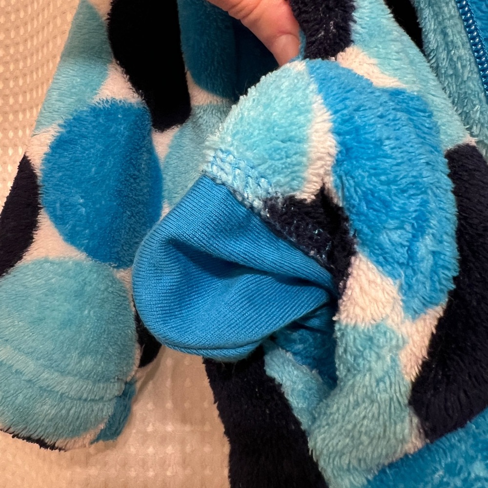 Hanna Andersson Plush Blue and Black Polka Dot fleece jacket - Picture 14 of 15